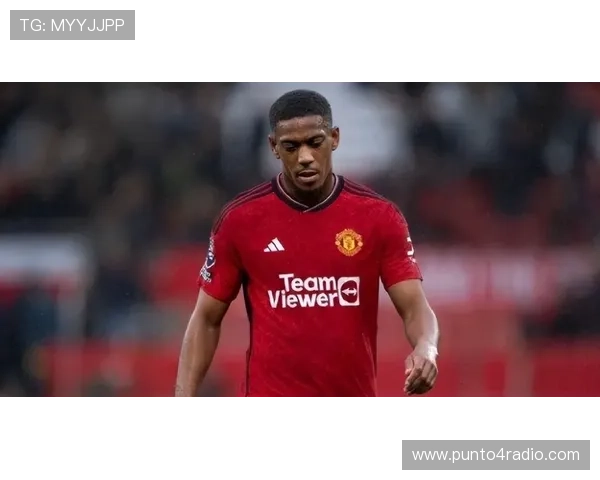 加纳乔 vs 维尼修斯：速度型边锋的成长对比