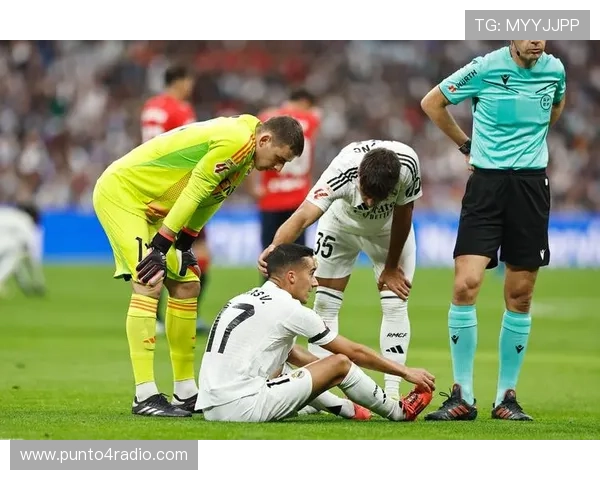 卡瓦哈尔合同年状态回暖，皇马右后卫表现稳健解析